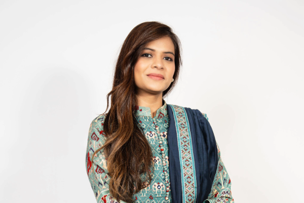 Sneha Saini Horizontal